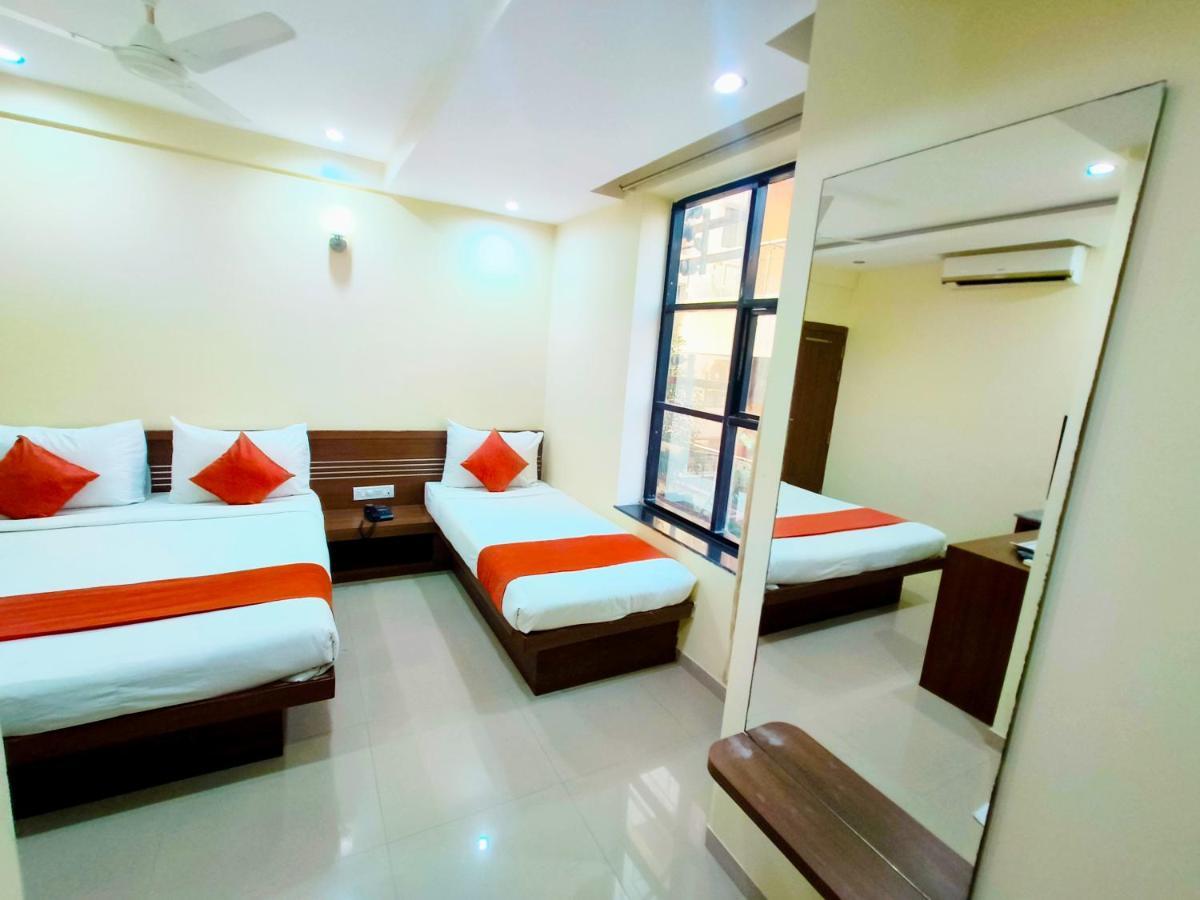 Sai Srushti By Neem Square Hotell Shirdi Eksteriør bilde