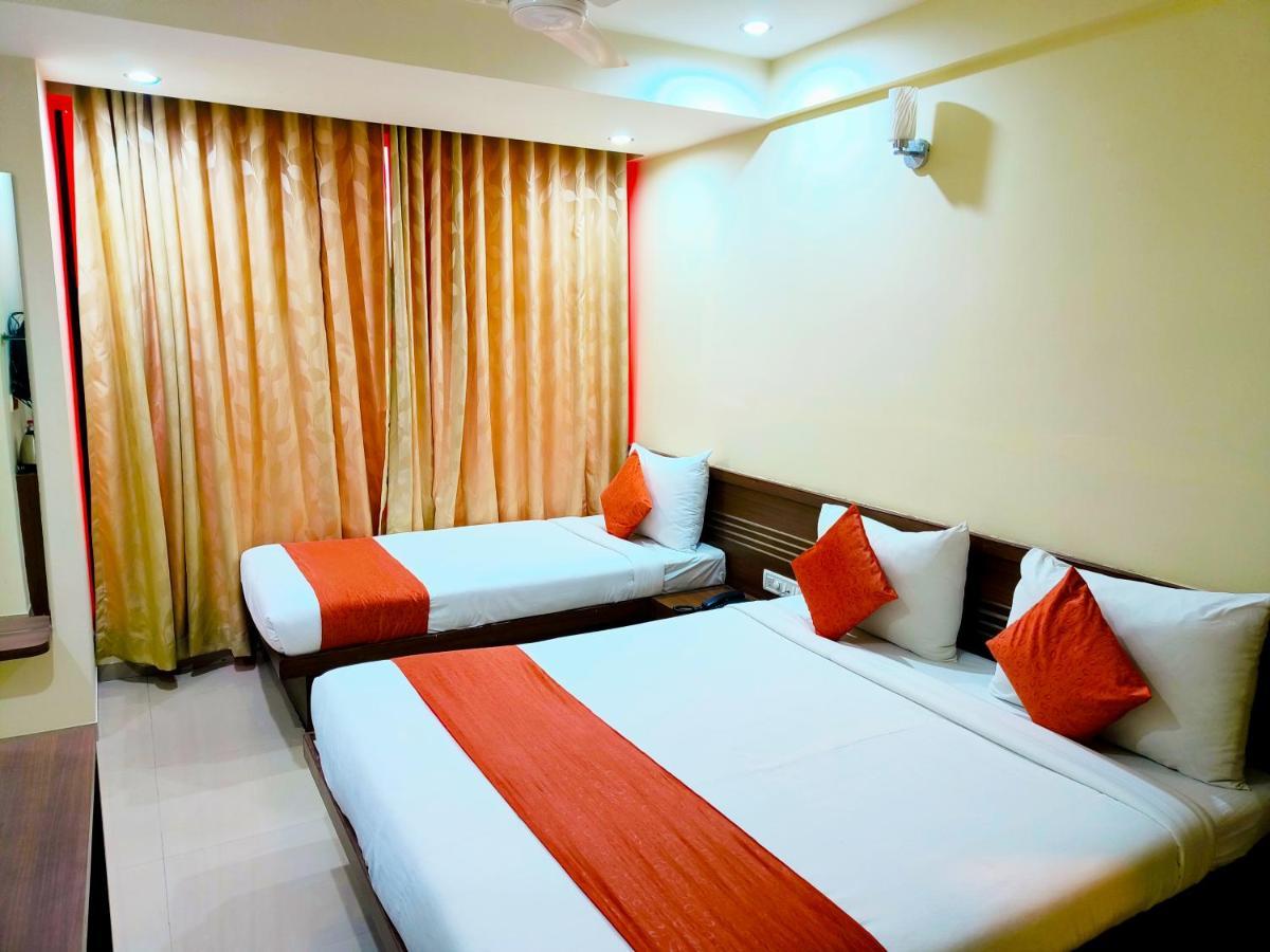 Sai Srushti By Neem Square Hotell Shirdi Eksteriør bilde