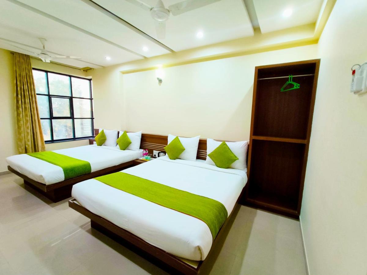 Sai Srushti By Neem Square Hotell Shirdi Eksteriør bilde