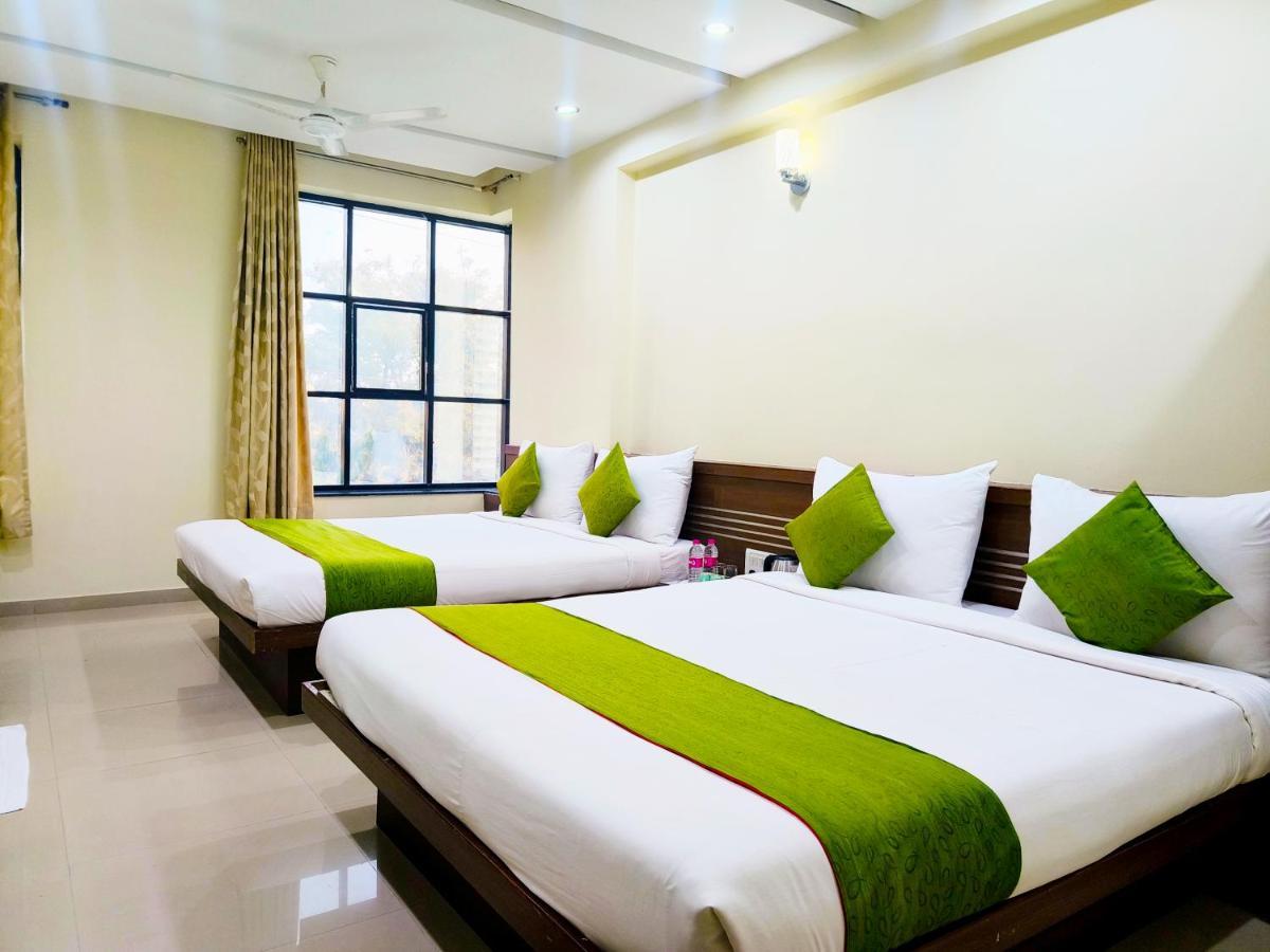 Sai Srushti By Neem Square Hotell Shirdi Eksteriør bilde