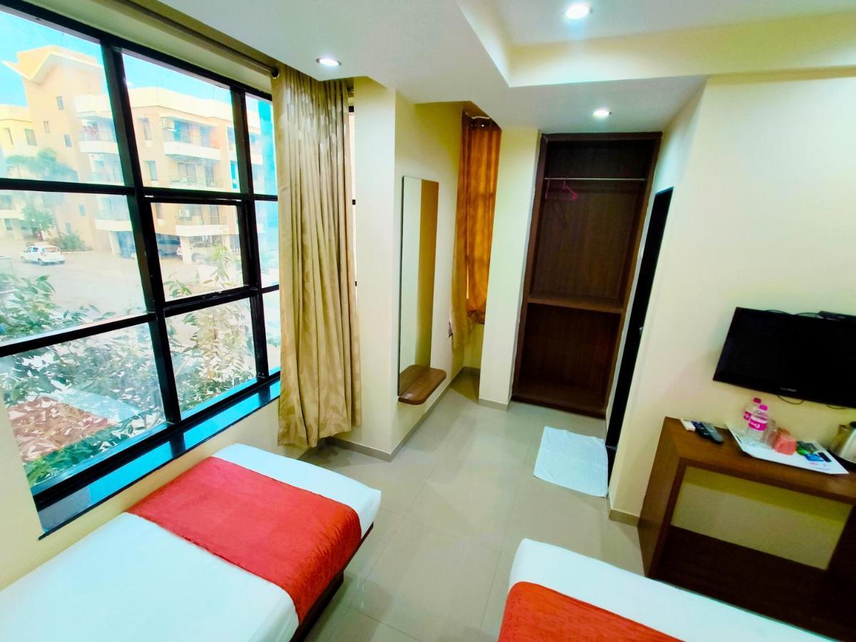 Sai Srushti By Neem Square Hotell Shirdi Eksteriør bilde